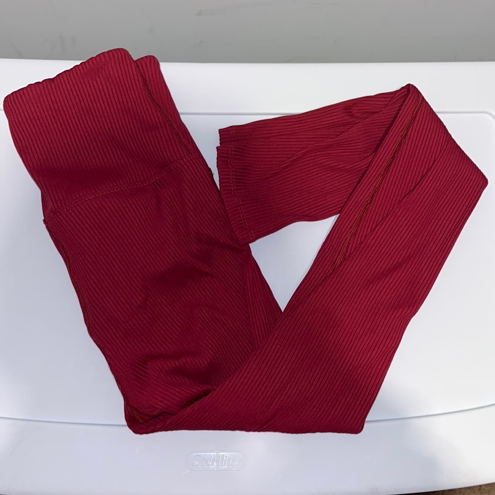 Carbon 38 deep red jogger set